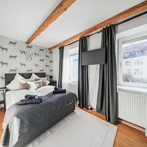 Innsbruck City Chalet Aparthotel